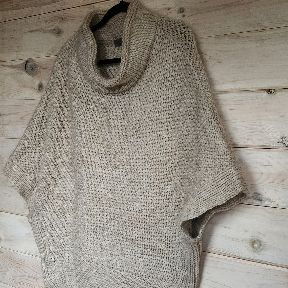 Elsamanda Sleeveless Alpaca Blend Chunky Knit Sweater